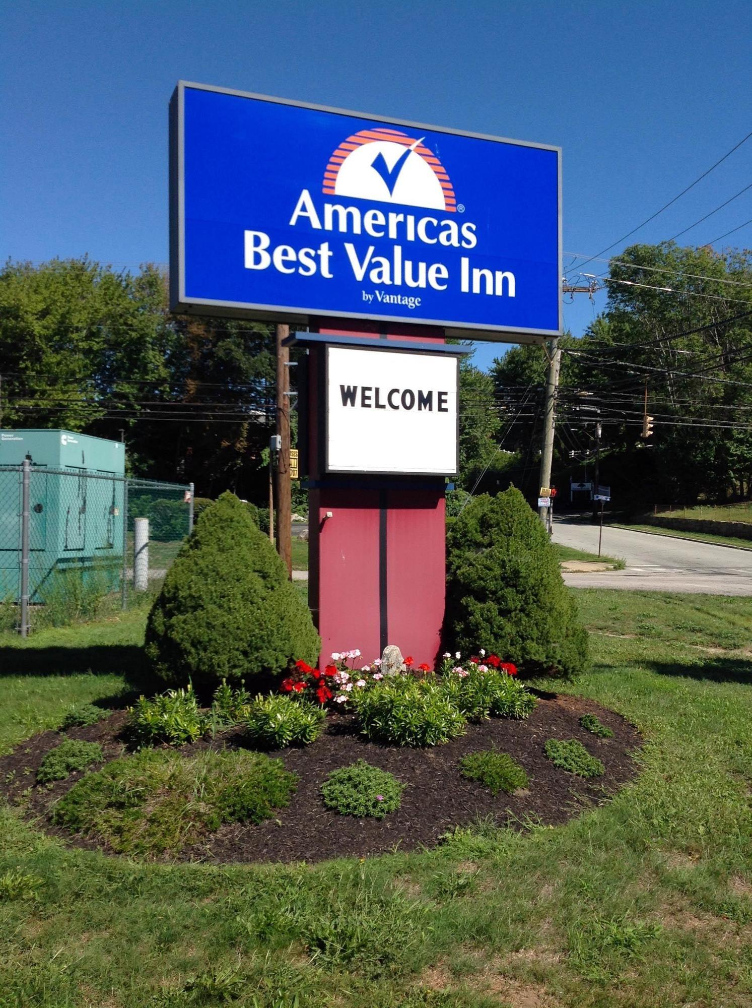 Americas Best Value Inn New London Mystic Экстерьер фото