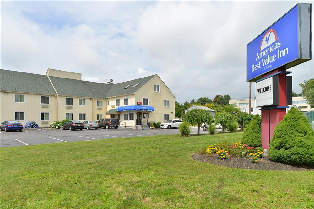 Americas Best Value Inn New London Mystic Экстерьер фото