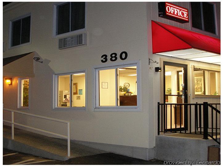 Americas Best Value Inn New London Mystic Экстерьер фото