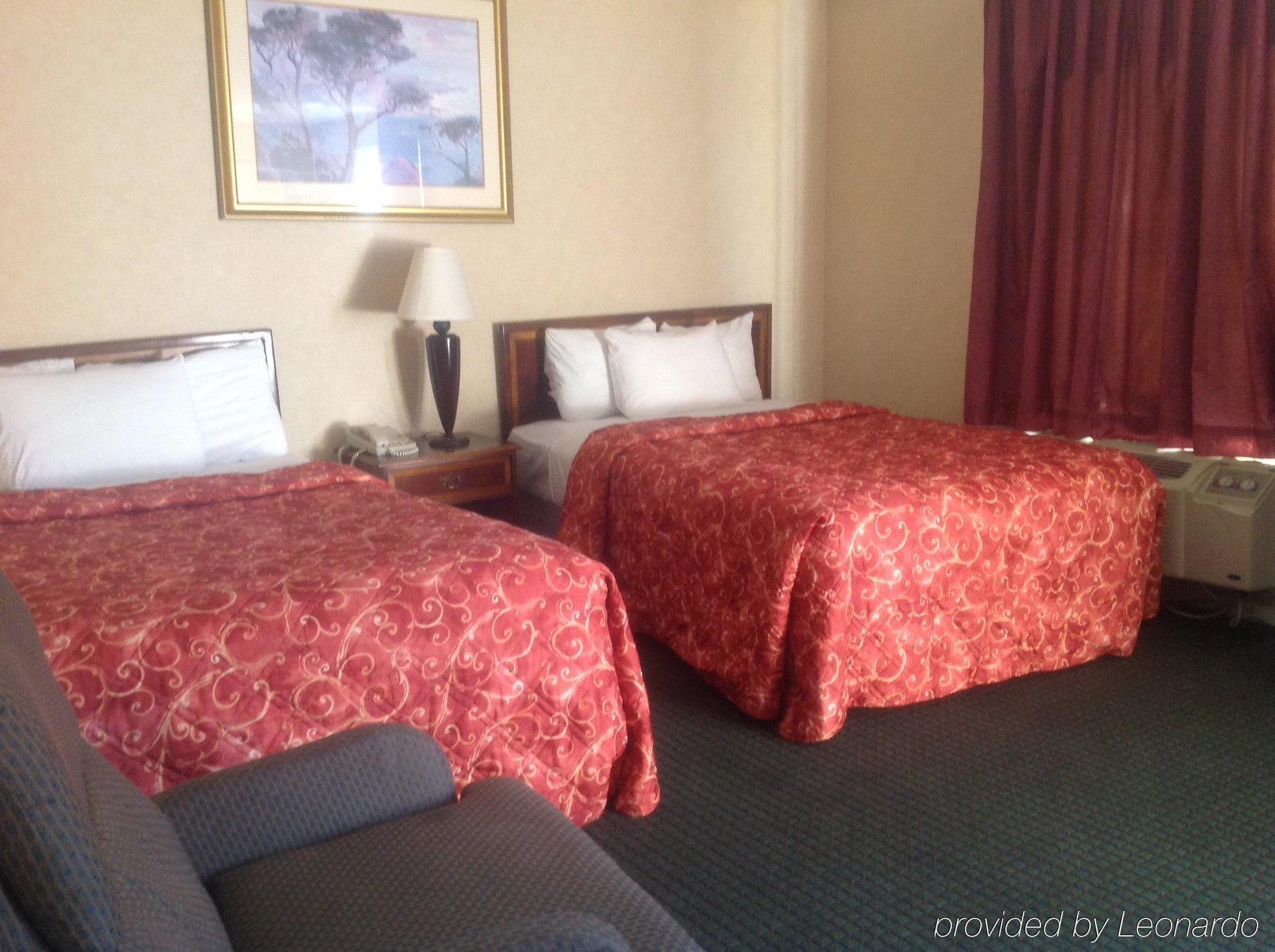 Americas Best Value Inn New London Mystic Экстерьер фото